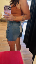 Load image into Gallery viewer, Anna shorts
