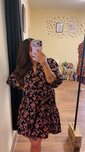 Load image into Gallery viewer, Helen dress
