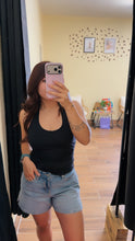 Load image into Gallery viewer, Angie halter
