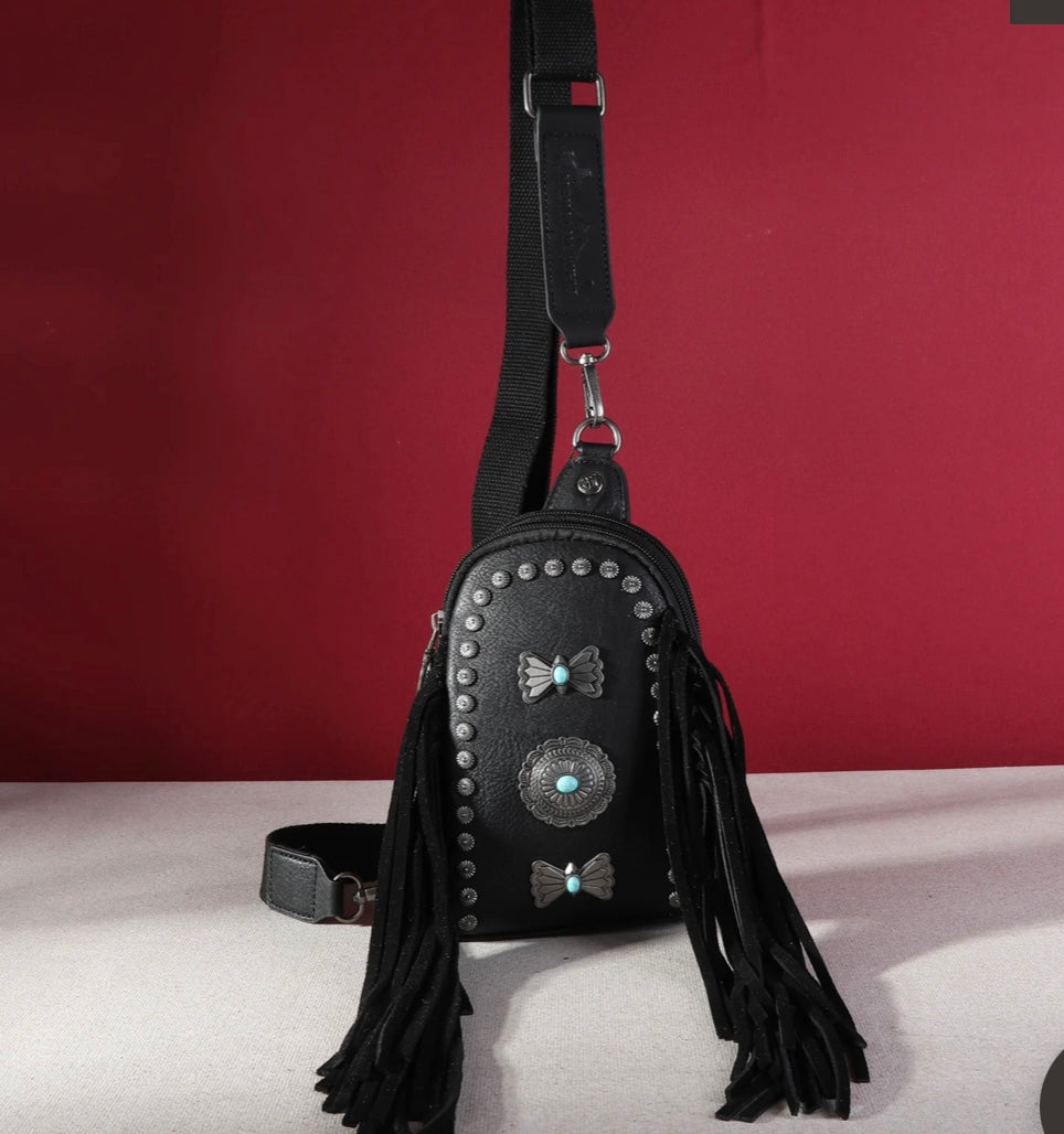 Concho sling black