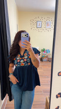 Load image into Gallery viewer, Megan top
