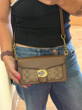 Load image into Gallery viewer, Tabby bag
