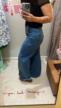 Load image into Gallery viewer, Emily pants
