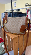Load image into Gallery viewer, Swinger bag
