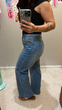 Load image into Gallery viewer, Elizabeth Pants
