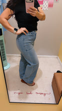 Load image into Gallery viewer, Nova pants light
