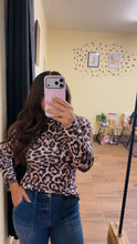 Load image into Gallery viewer, Toni Leopard top
