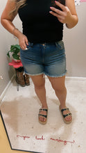 Load image into Gallery viewer, Paula shorts
