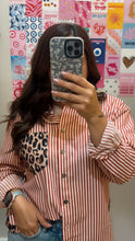 Load image into Gallery viewer, Suzette top Red
