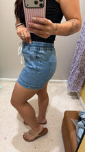 Load image into Gallery viewer, Rosalie shorts
