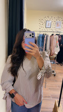 Load image into Gallery viewer, Kaytlin top
