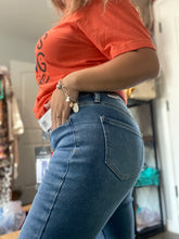 Load image into Gallery viewer, Vintage style jeans
