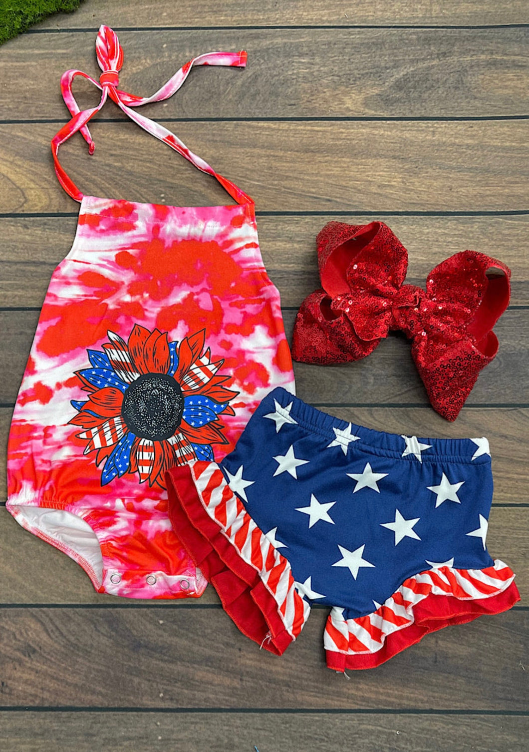 Wildflower red, white and blue outfit